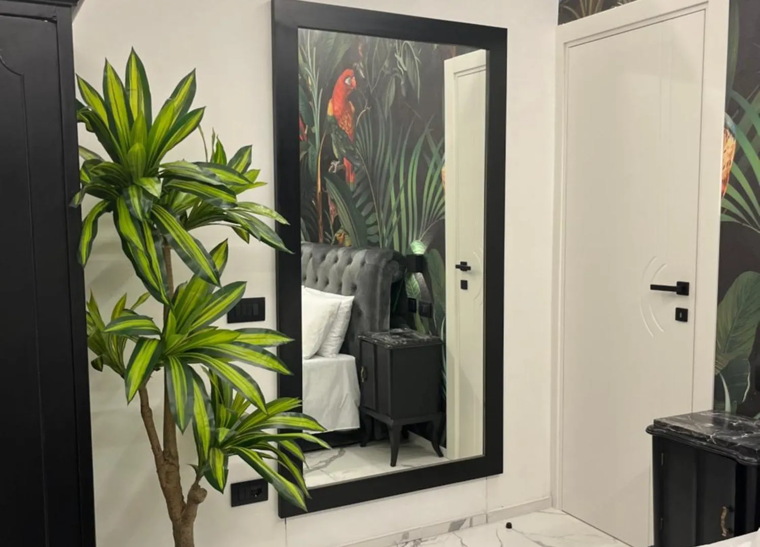 Apartment Suites - Ghibellina 92 Florence